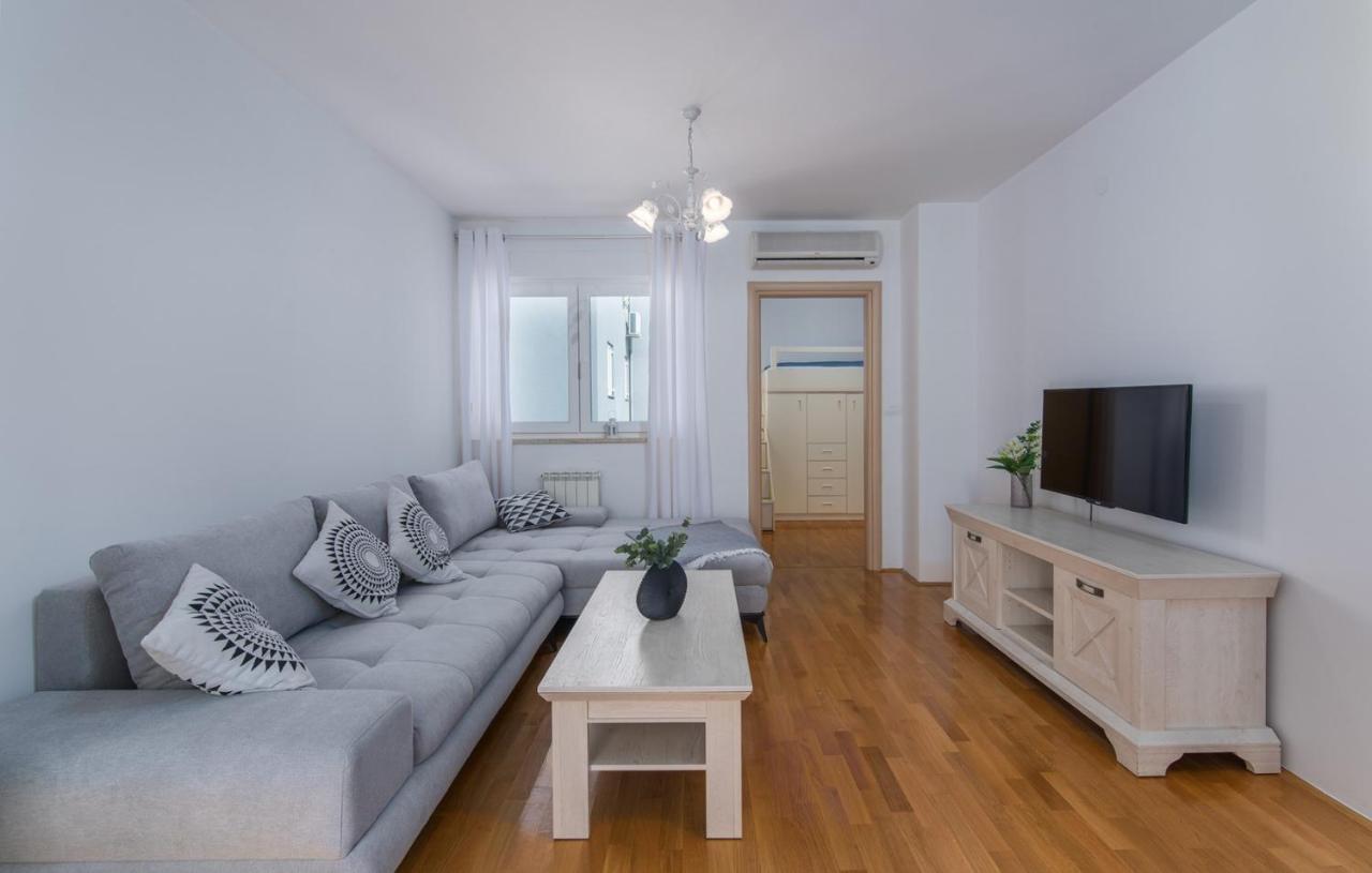 Apartment Melarnian Near The Beach In Ουμάγκ Εξωτερικό φωτογραφία
