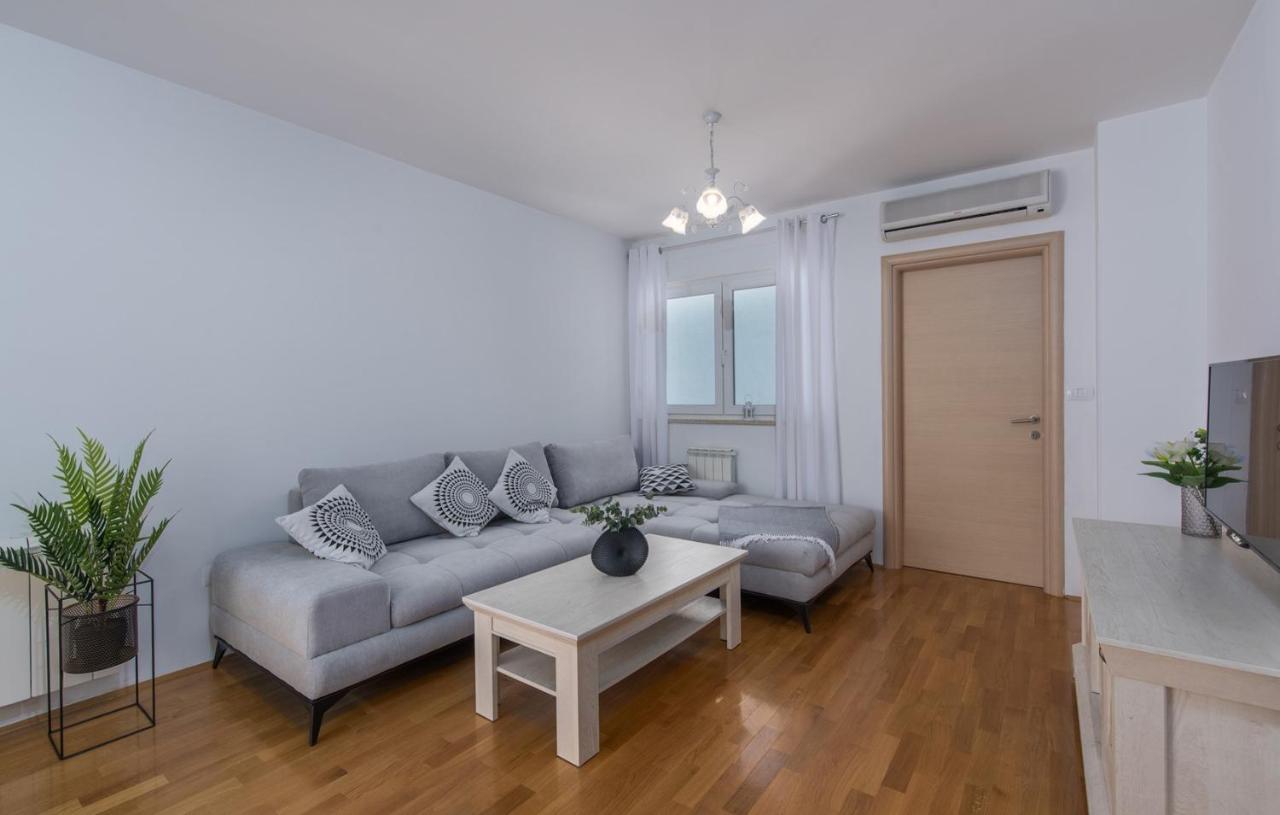 Apartment Melarnian Near The Beach In Ουμάγκ Εξωτερικό φωτογραφία